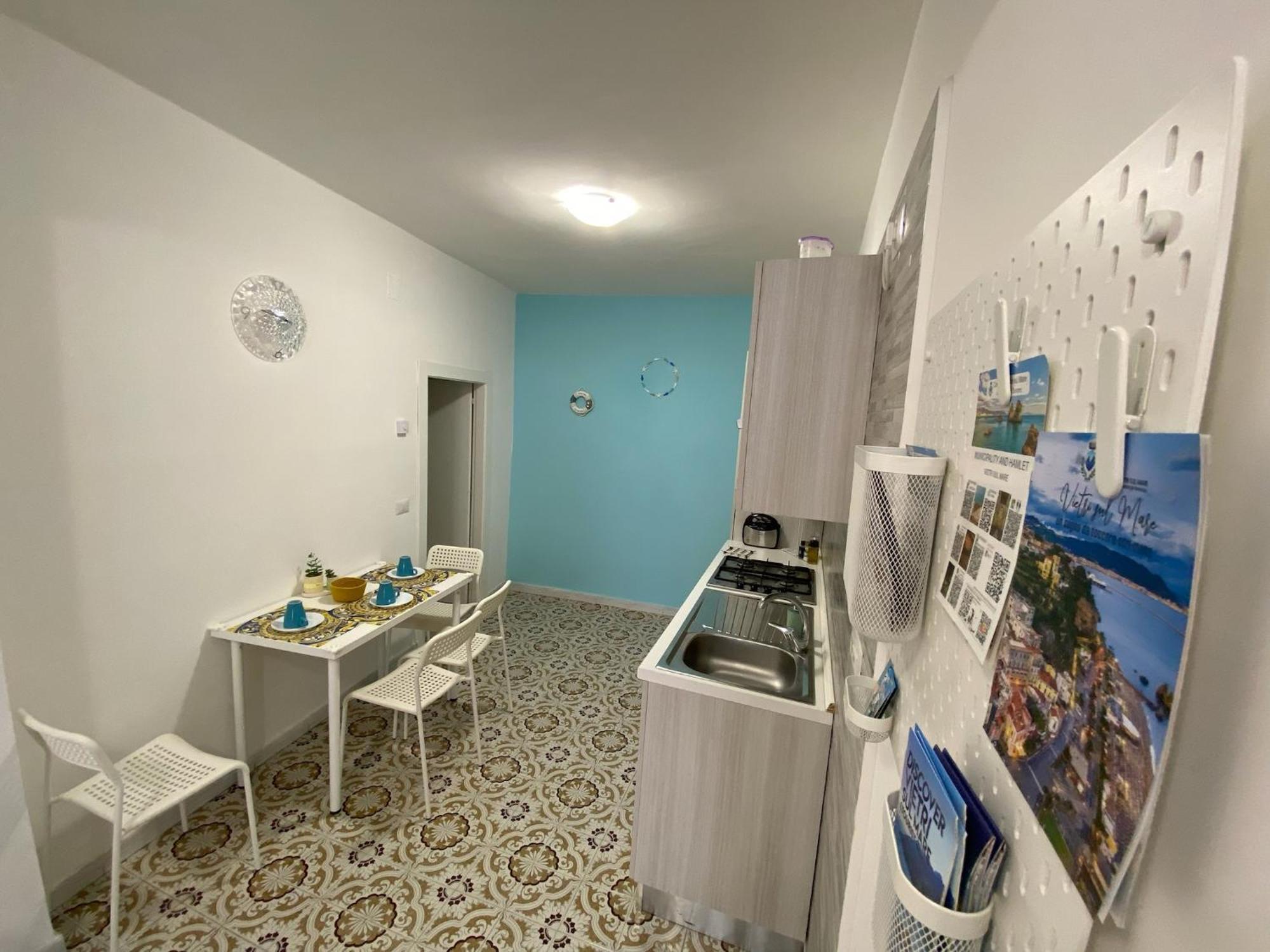 Casa Vacanza: The Wind Rose Vietri Bagian luar foto